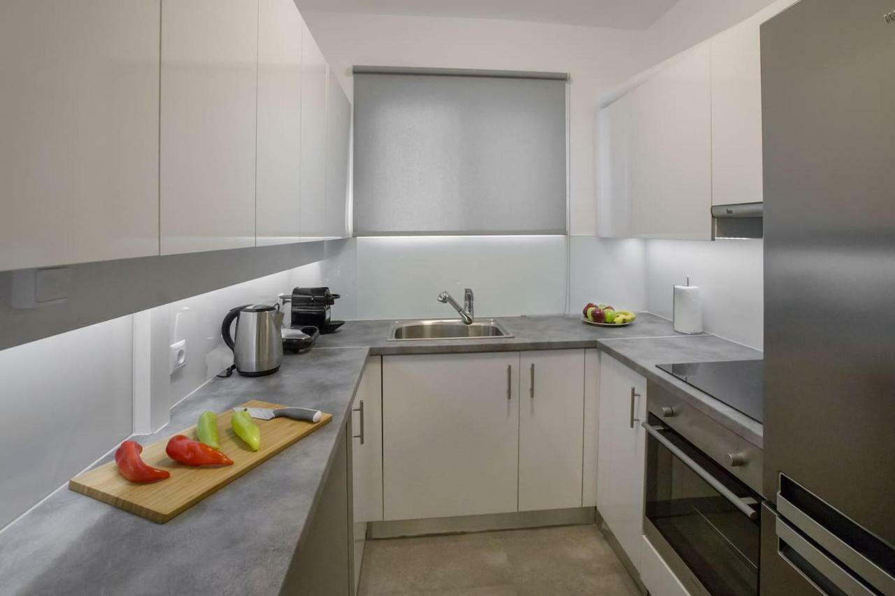 Charming Few Steps From Acropolis By Ghh *